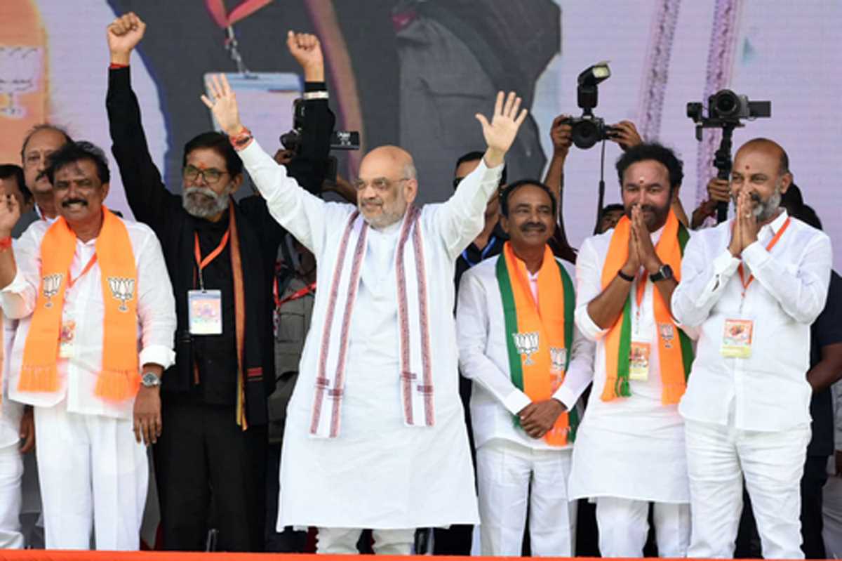 दुर्गा पूजा का उद्घाटन करने के लिए अमित शाह सोमवार को कोलकाता जाएंगे